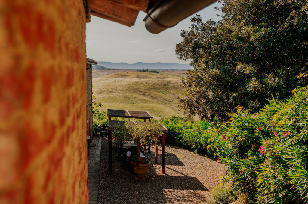Terrazza panoramica di una location per matrimonio in Toscana