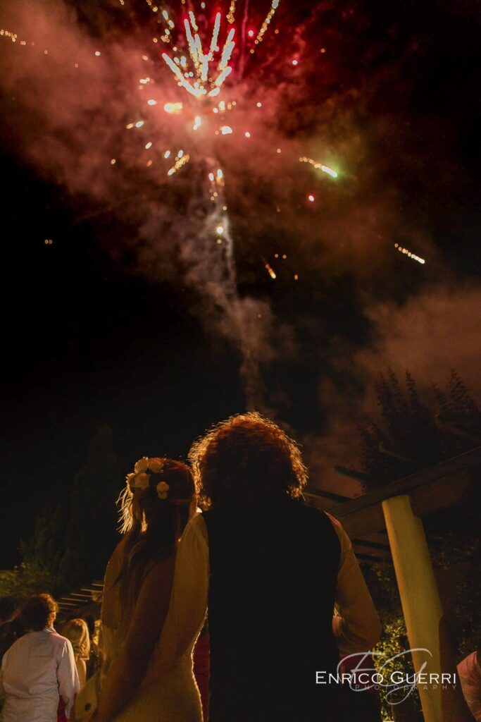 Fuochi d’artificio durante la festa di matrimonio